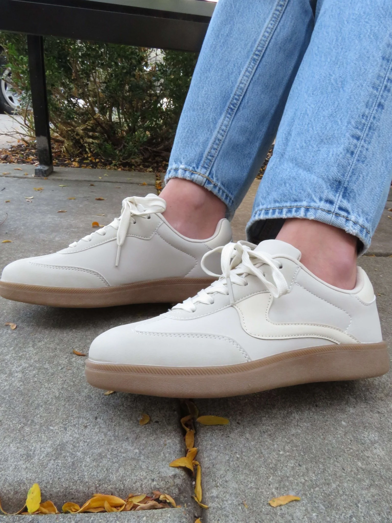 Beige Remus Lace Up Sneakers - Image 4