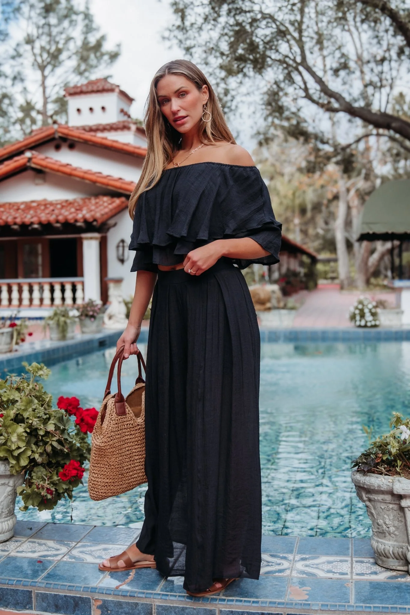 Black Off The Shoulder Top And Pants Set - Image 4