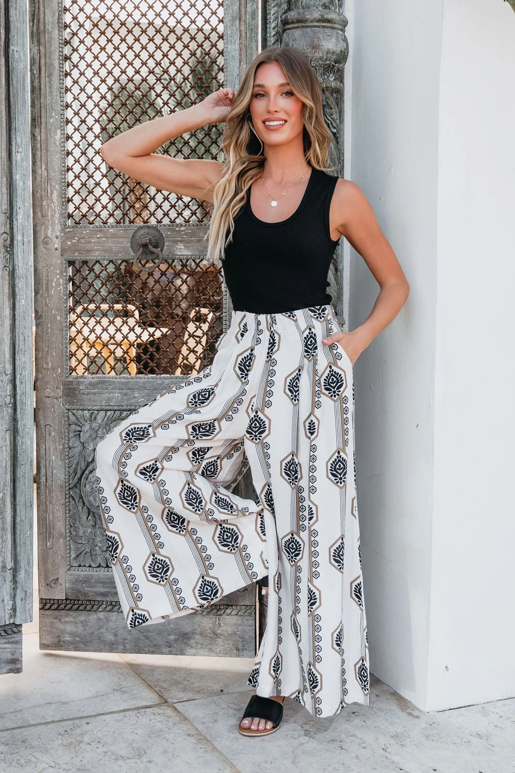 Black Scoop Neck Ribbed Tank Top - Image 7