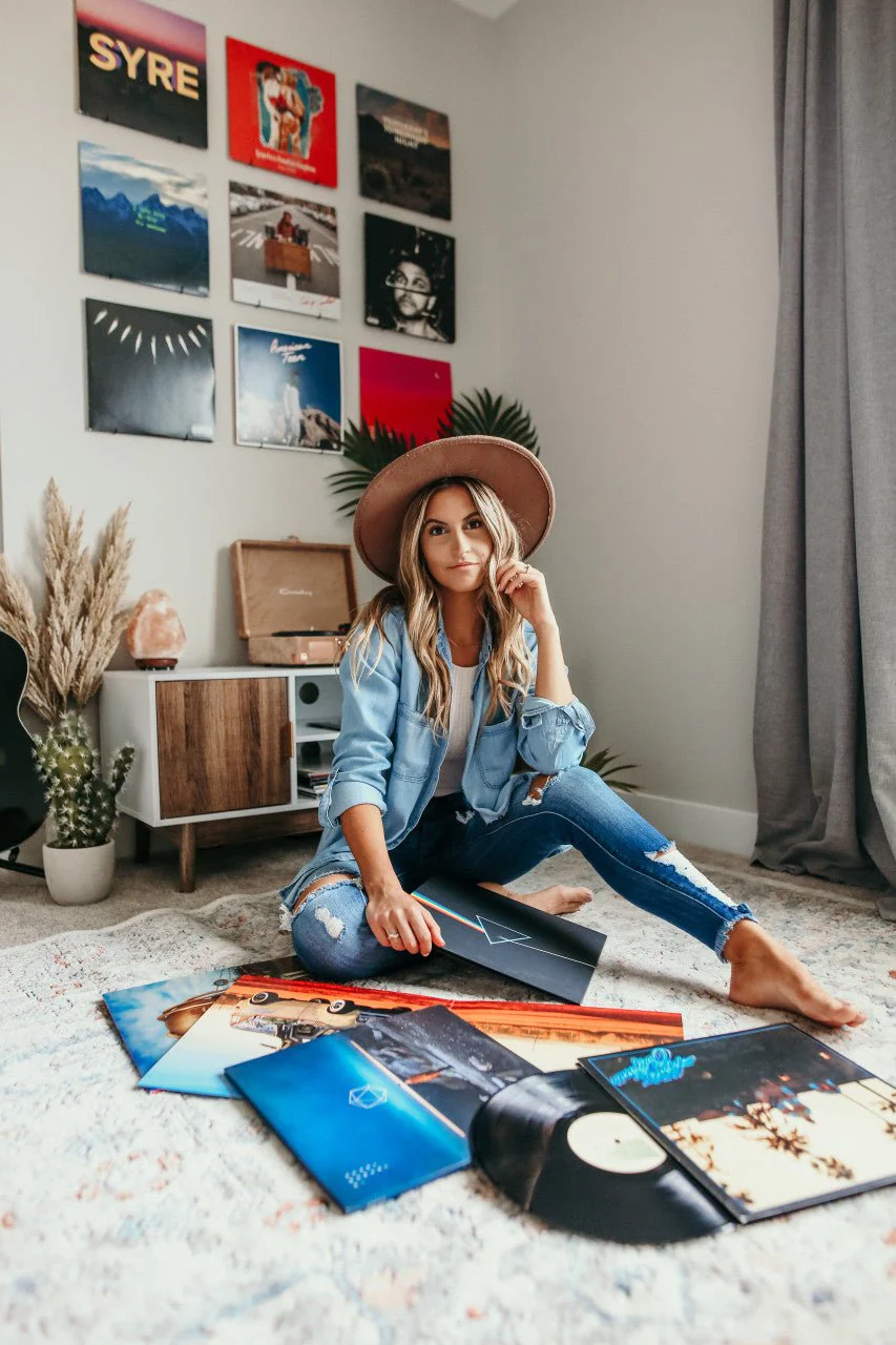 Button Down Light Wash Chambray Top - Image 11