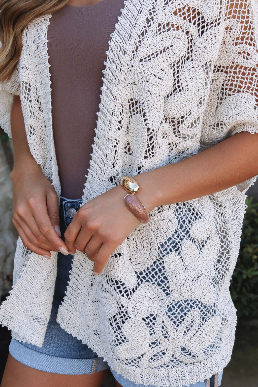 Cocoa Sol Hinge Bracelet