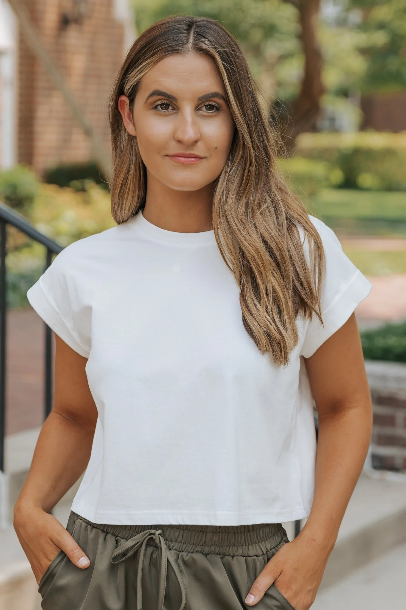 Editor's Choice White Cotton Cuff Sleeve Top - Image 3