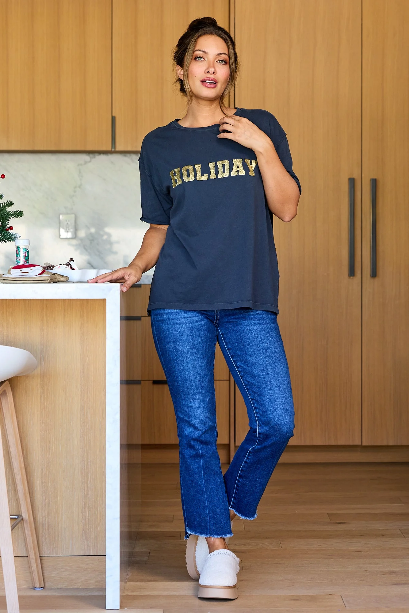 Elan Grey Holiday Graphic Tee - FINAL SALE - Image 2