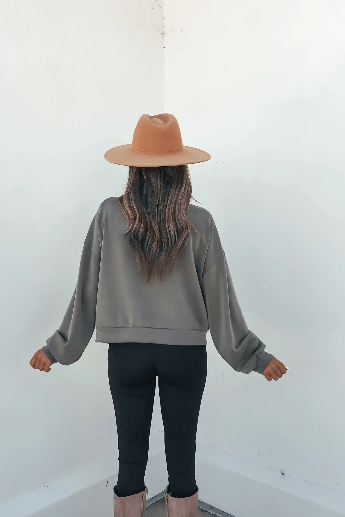 Olive Soft Cloud Scuba Top - FINAL SALE - Image 4