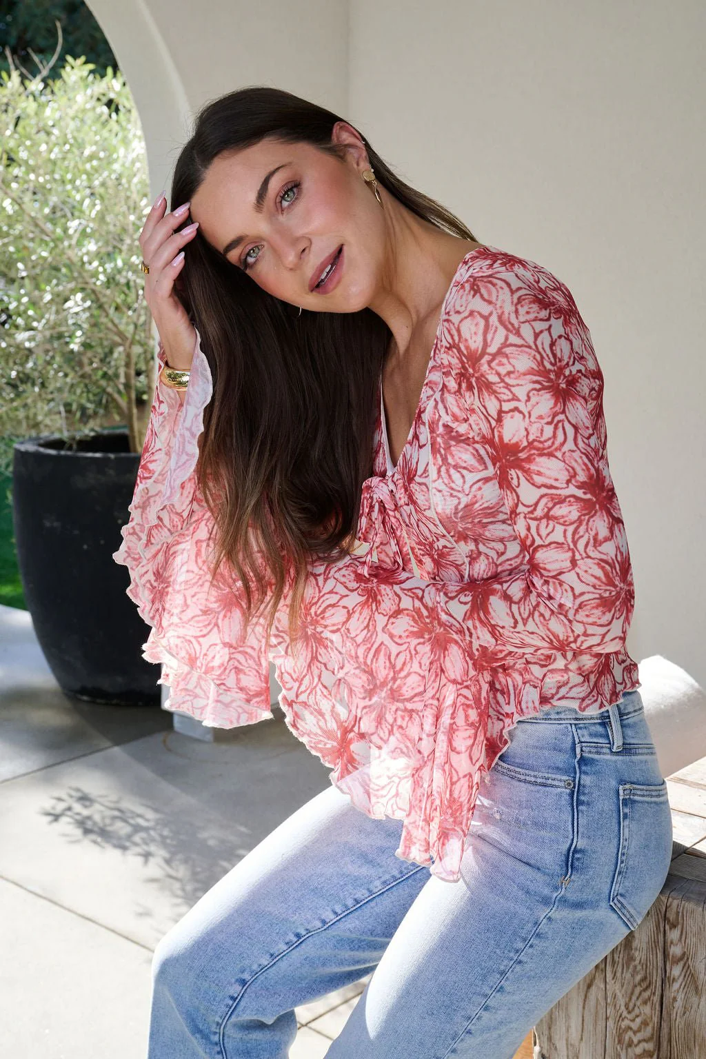 Red Floral Print Bell Sleeve Mesh Top - Image 4