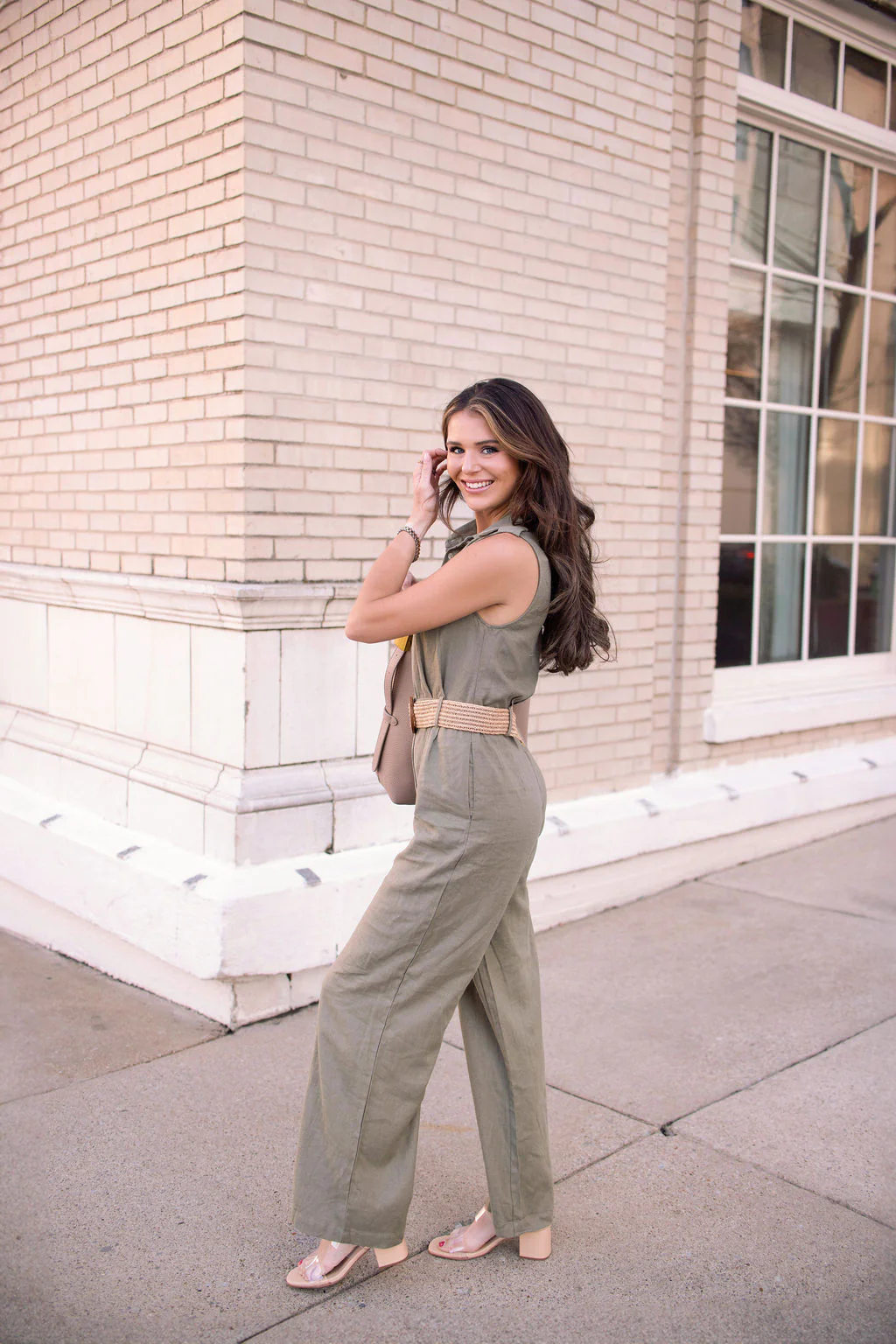 Sleeveless Olive Belted Linen Jumpsuit - Image 3