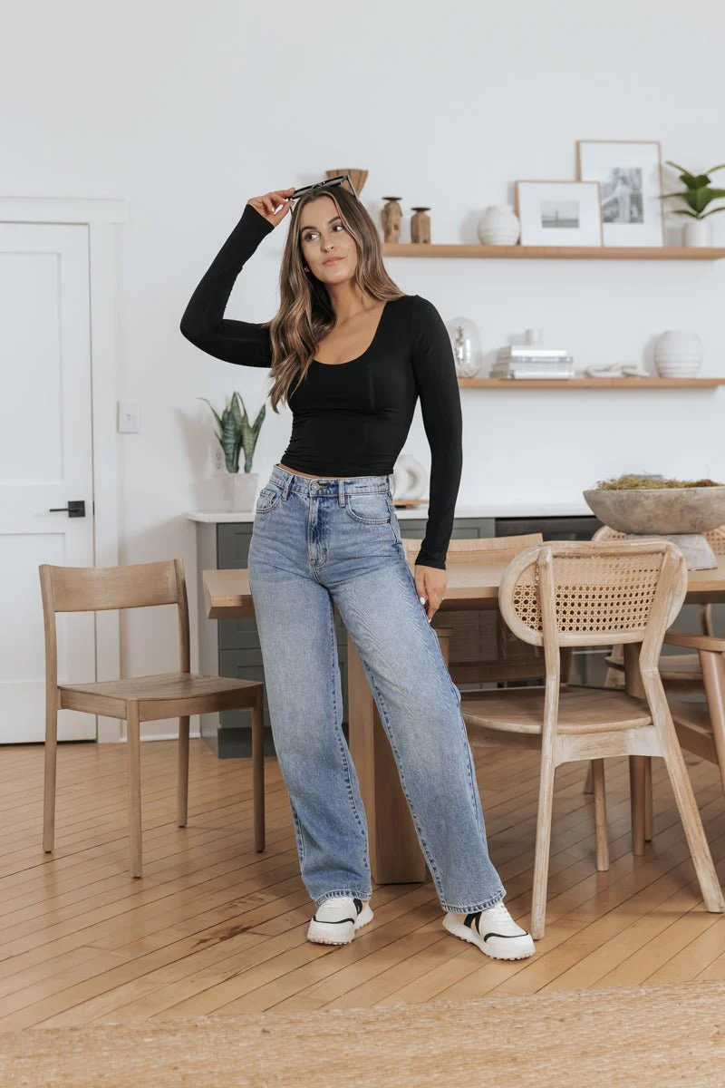 Ultra-Stretchy Scoop Neck Top - BLACK - Image 4